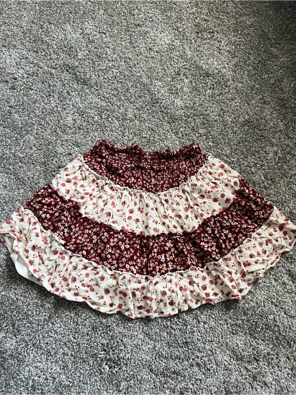 Source Unknown Burgundy and Cream Floral Tiered Skirt